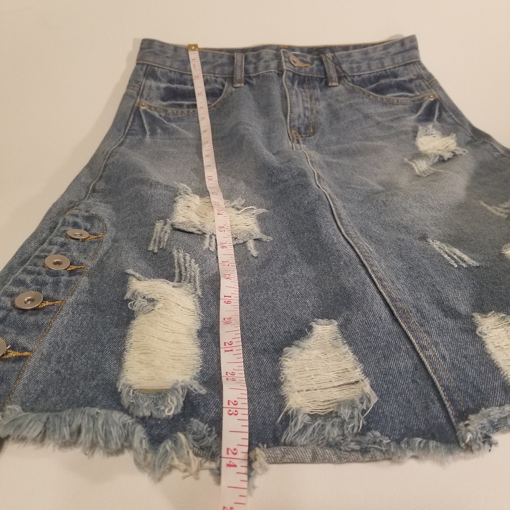 Korirl denim skirt size Large